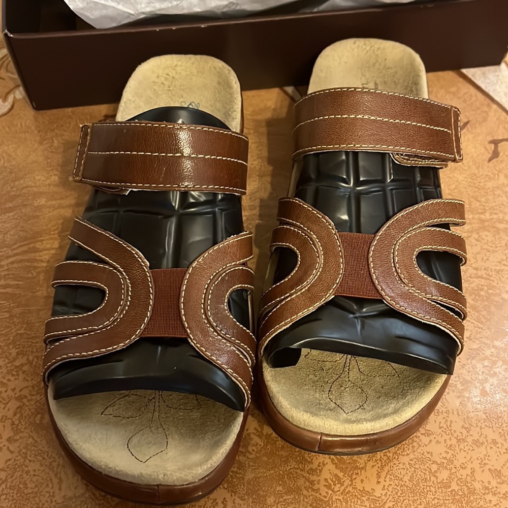 Aravon by New Balance Remy Size 8